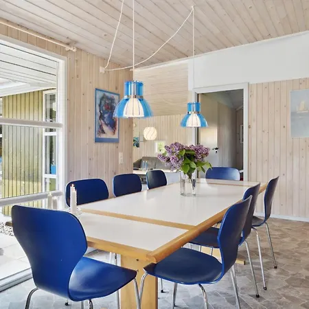 Eini - 500m From The Sea By Interhome *
