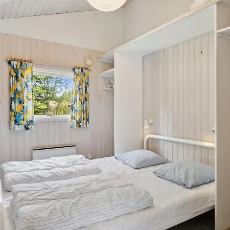 Eini - 500m From The Sea By Interhome Holiday home